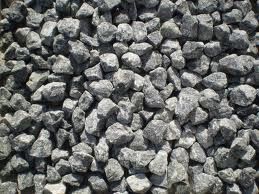 pedra para construçao